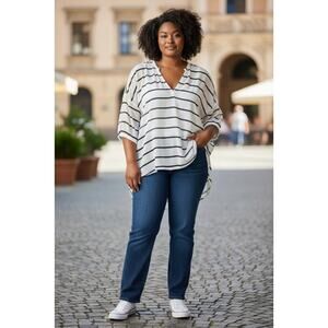 Old Navy Women’s XL Blouse | Black & White Striped | V-Neck